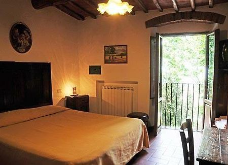 La Bottega Di Giovannino Bed & Breakfast ราดดา อิน เคียนติ ภายนอก รูปภาพ